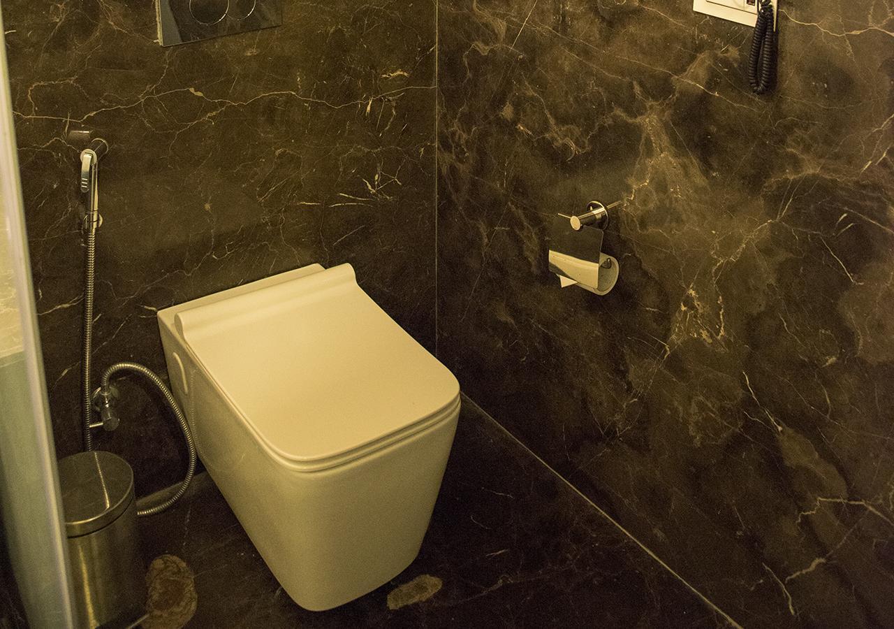 Regenta Central Hotel & Convention Centre נאגפור מראה חיצוני תמונה